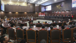 Wakil Presiden Gibran Rakabuming Raka pernah menghadapi gugatan perdata di Pengadilan Negeri (PN) Jakarta Pusat. Gugatan tersebut diajukan warga bernama Subhan Palal dan menempatkan Gibran sebagai tergugat bersama Komisi Pemilihan Umum (KPU).